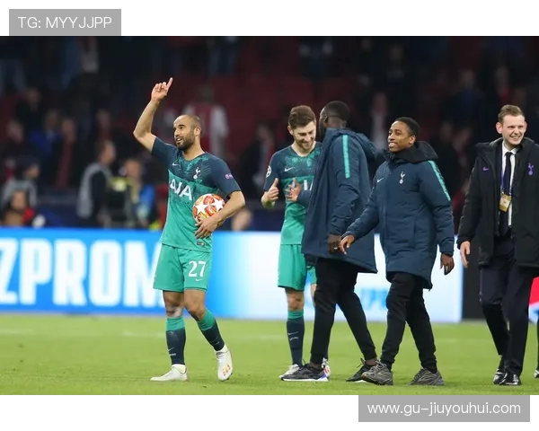 热刺逆转阿贾克斯巅峰对决再现欧冠经典瞬间点燃绿茵激情风云再起